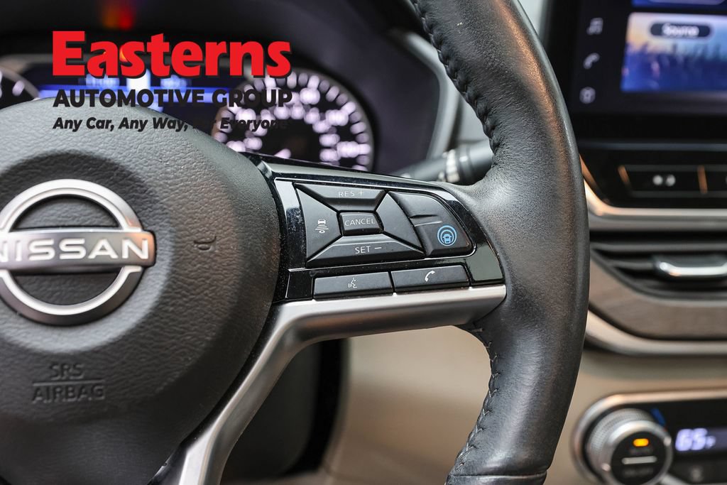 Used 2023 Nissan Altima 2.5 SL AWD/4WD image 16