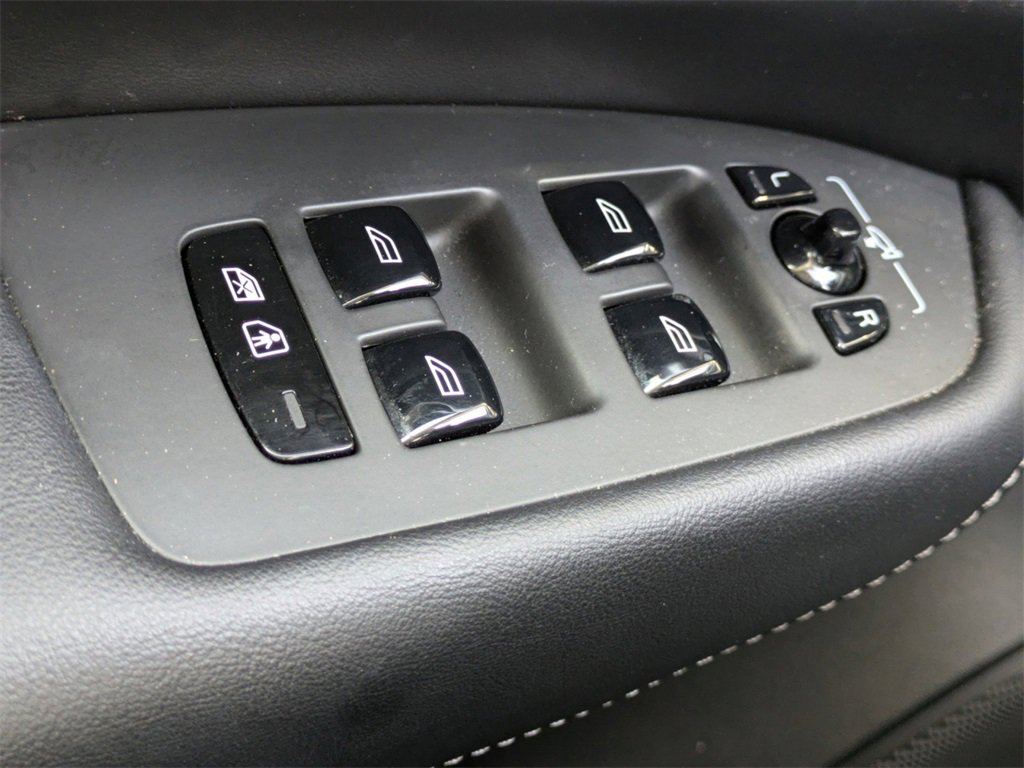 Certified 2022 Volvo XC90 T6 Inscription w/ Climate Package image 27