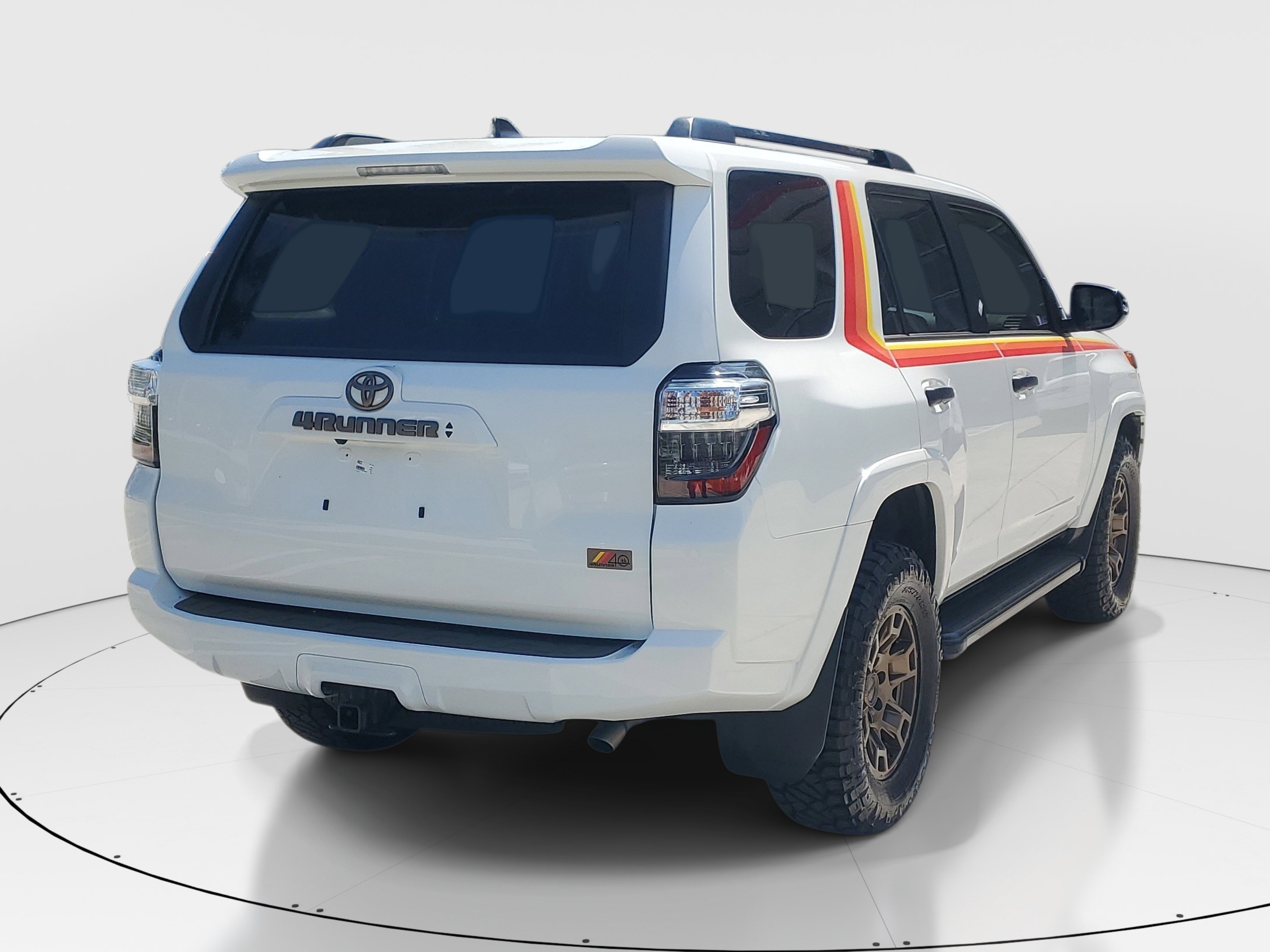 Certified 2023 Toyota 4Runner 40th Anniversary SE AWD/4WD image 3