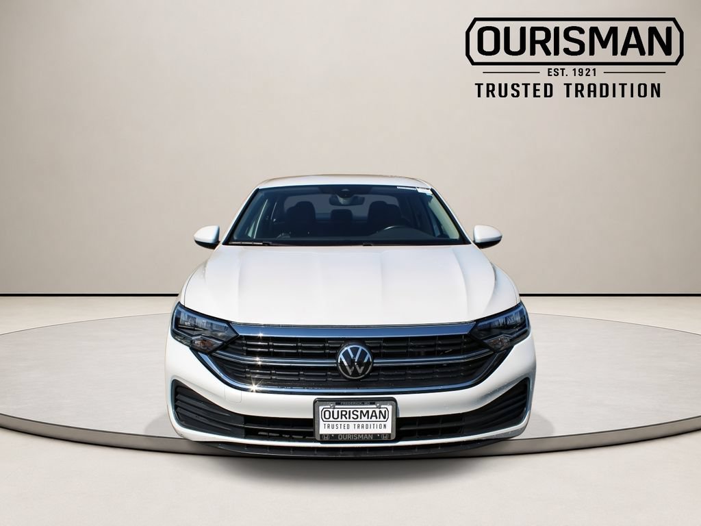 Used 2023 Volkswagen Jetta SE FWD image 4