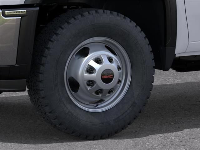 New 2025 GMC Sierra 3500 Pro w/ Convenience Package AWD/4WD image 9