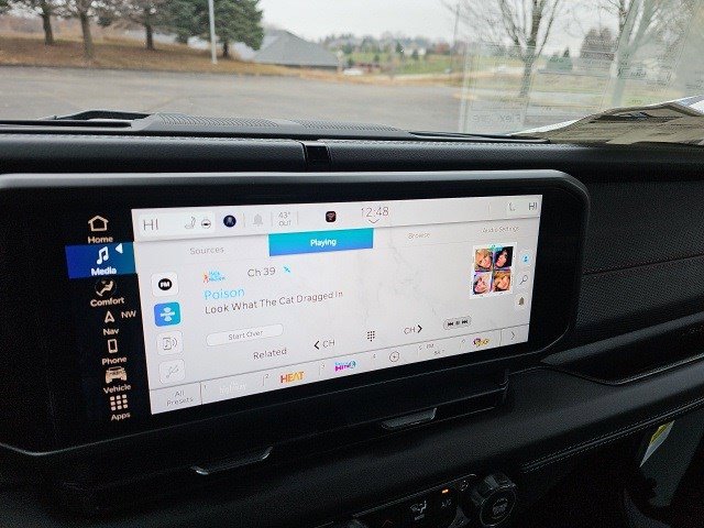 New 2026 Jeep Wrangler Rubicon w/ Technology Group image 21