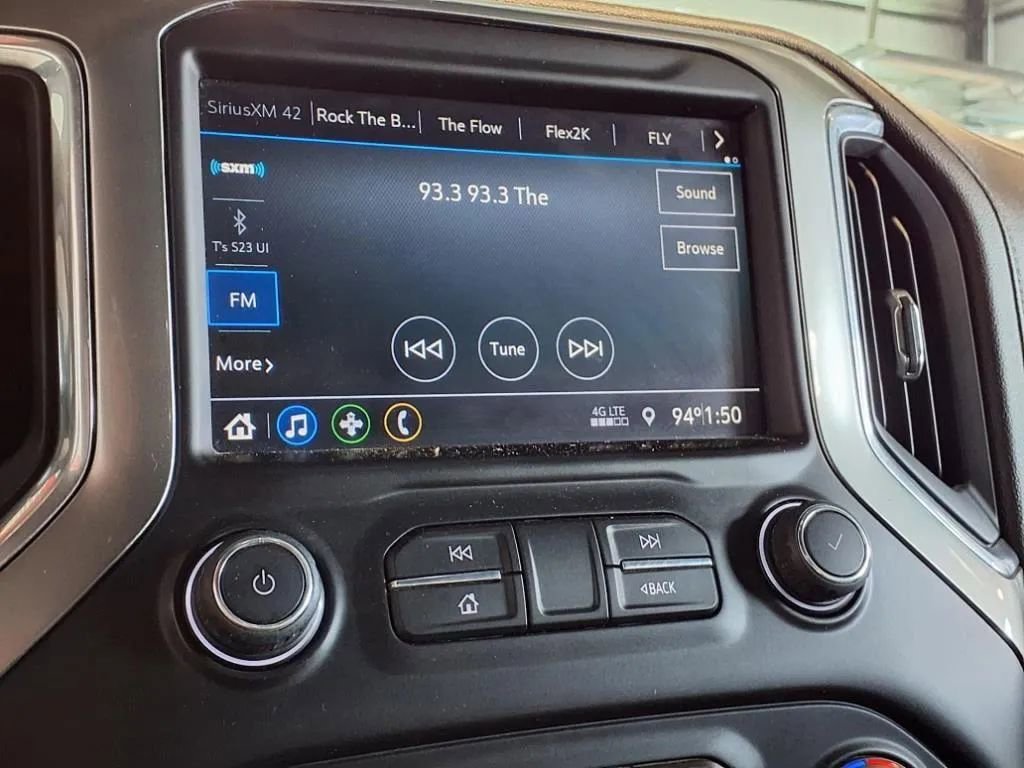 Used 2021 Chevrolet Silverado 1500 LT w/ Safety Package II AWD/4WD image 20