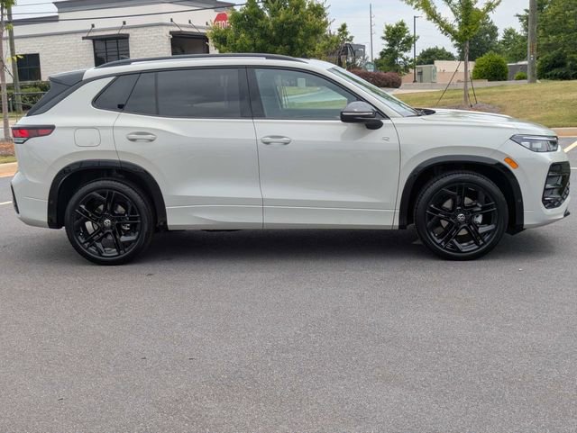 New 2026 Volkswagen Tiguan SE R-Line FWD image 3