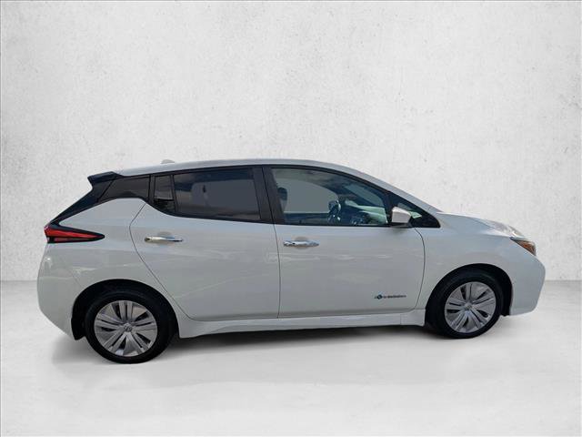 Used 2018 Nissan Leaf S image 4