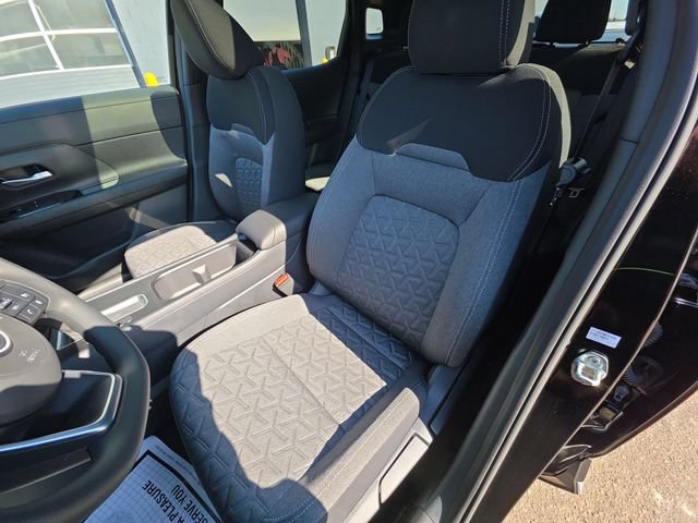New 2026 Nissan Kicks SV w/ SV Premium Package AWD/4WD image 11