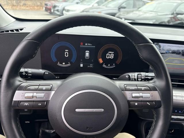Used 2025 Hyundai Kona SEL AWD/4WD image 30