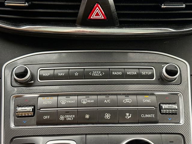 Used 2023 Hyundai Santa Fe SEL Premium image 15