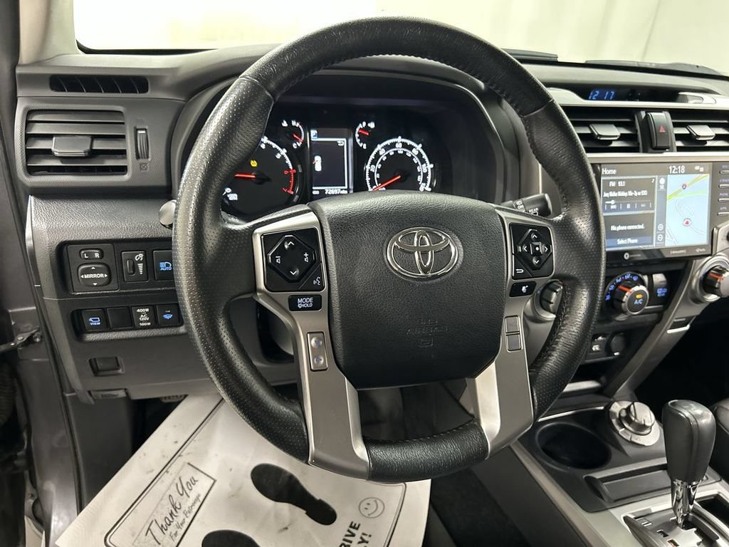 Used 2022 Toyota 4Runner SR5 Premium w/ Moonroof Package AWD/4WD image 4