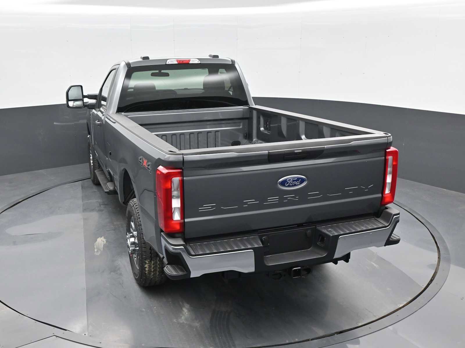 New 2025 Ford F350 XLT image 18