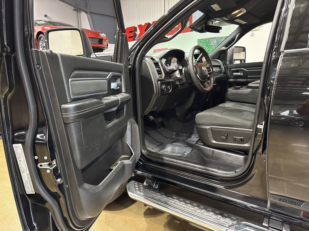 Used 2026 RAM 2500 Big Horn AWD/4WD image 99