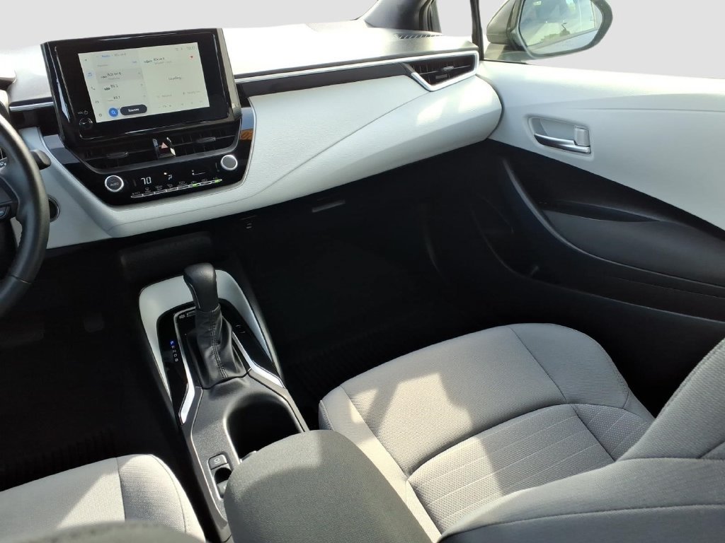 Used 2026 Toyota Corolla SE FWD image 15