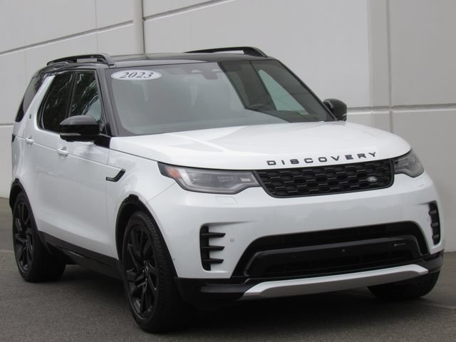Used 2023 Land Rover Discovery S R-Dynamic AWD/4WD image 2