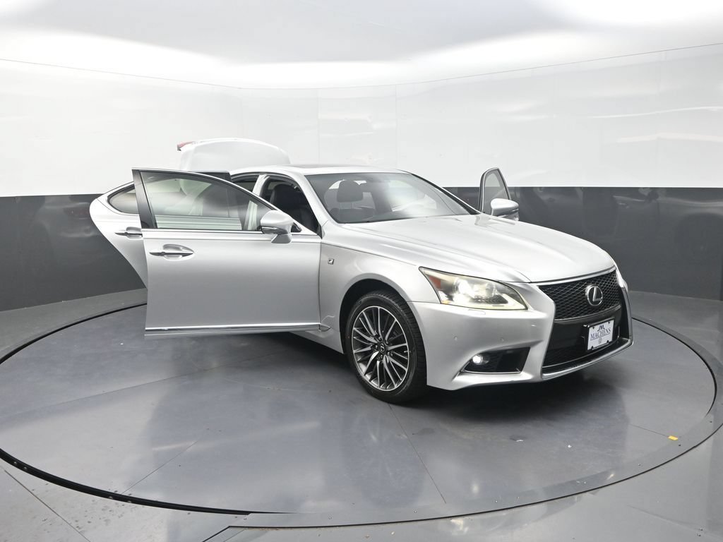 Used 2013 Lexus LS 460 AWD w/ F-Sport Pkg image 32