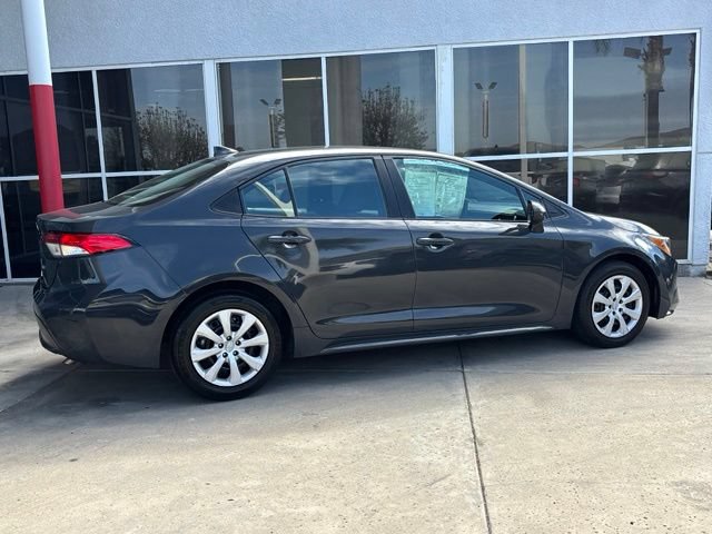 Used 2024 Toyota Corolla LE FWD image 4
