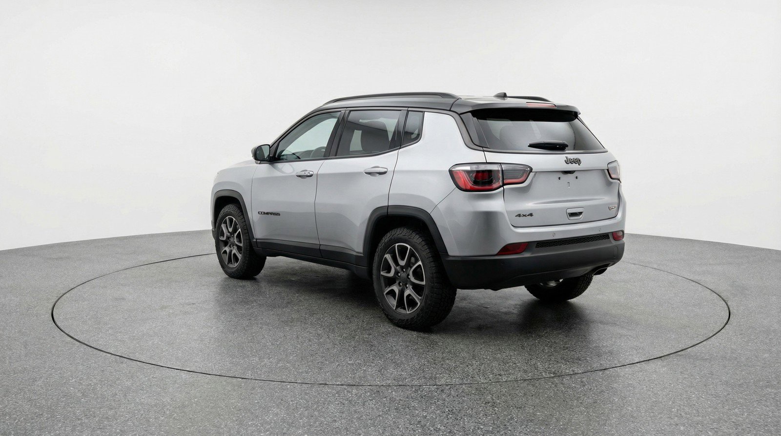 Used 2025 Jeep Compass Trailhawk image 6