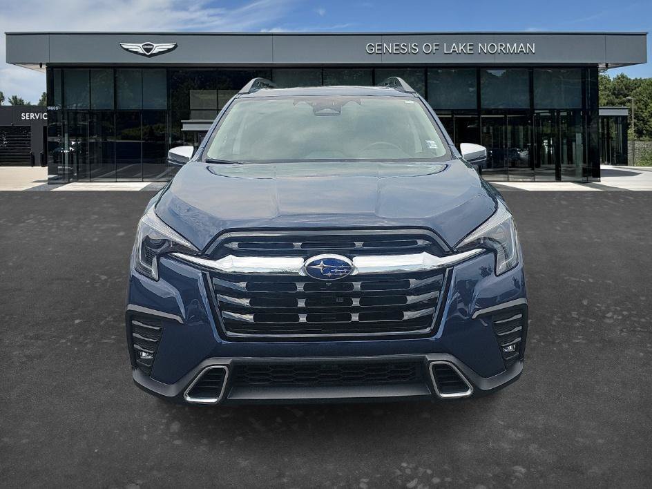 Used 2023 Subaru Ascent Touring AWD/4WD image 2