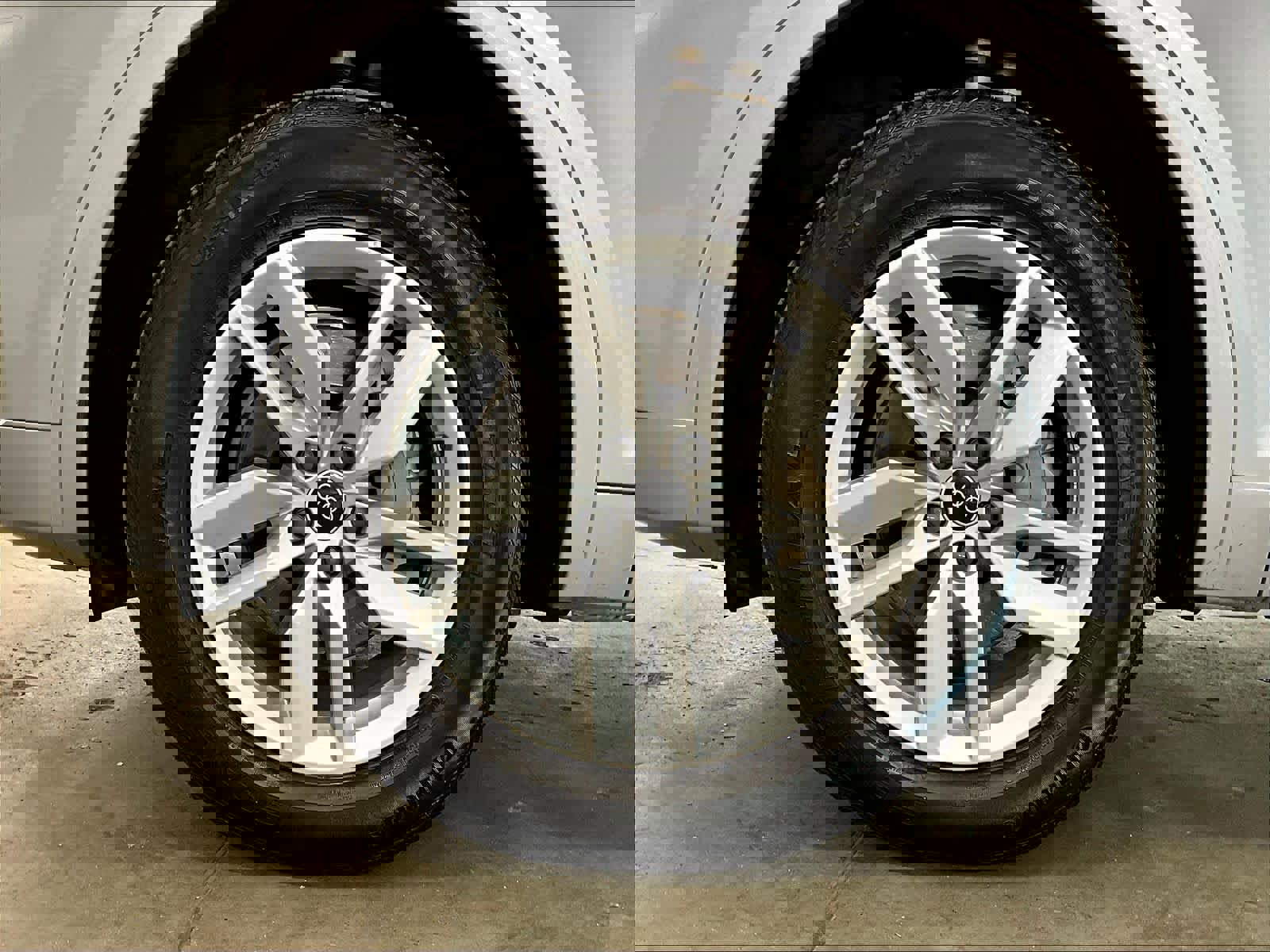 Used 2023 Audi Q5 2.0T Premium w/ Convenience Package AWD/4WD image 11