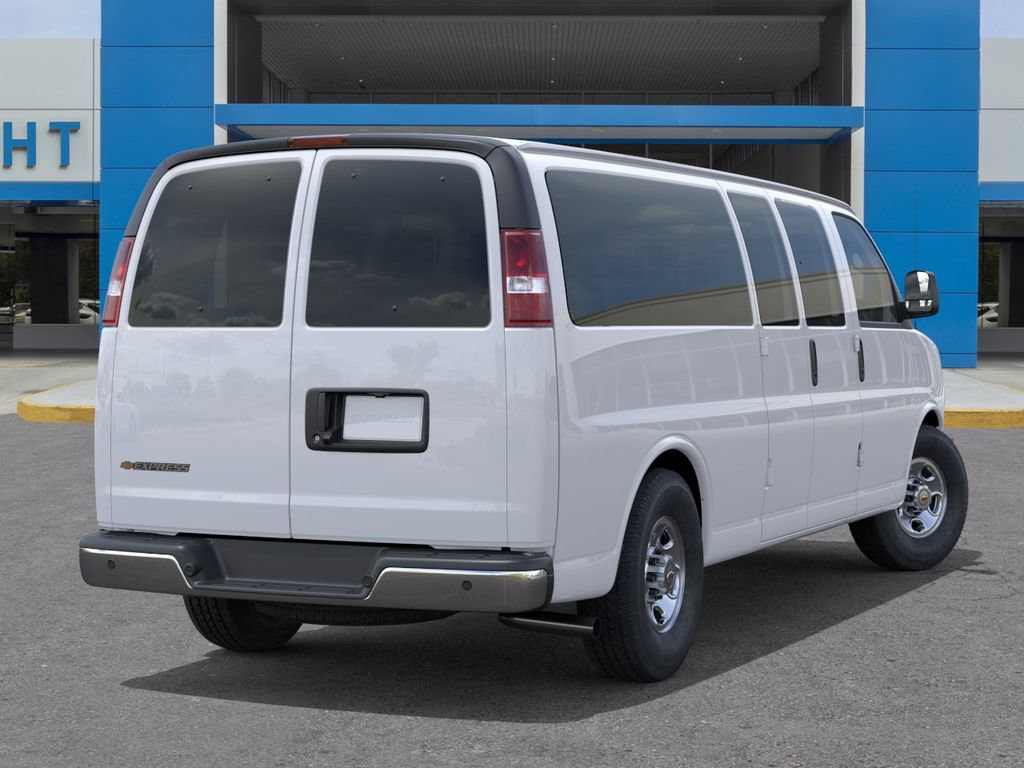 New 2026 Chevrolet Express 3500 LS RWD image 4