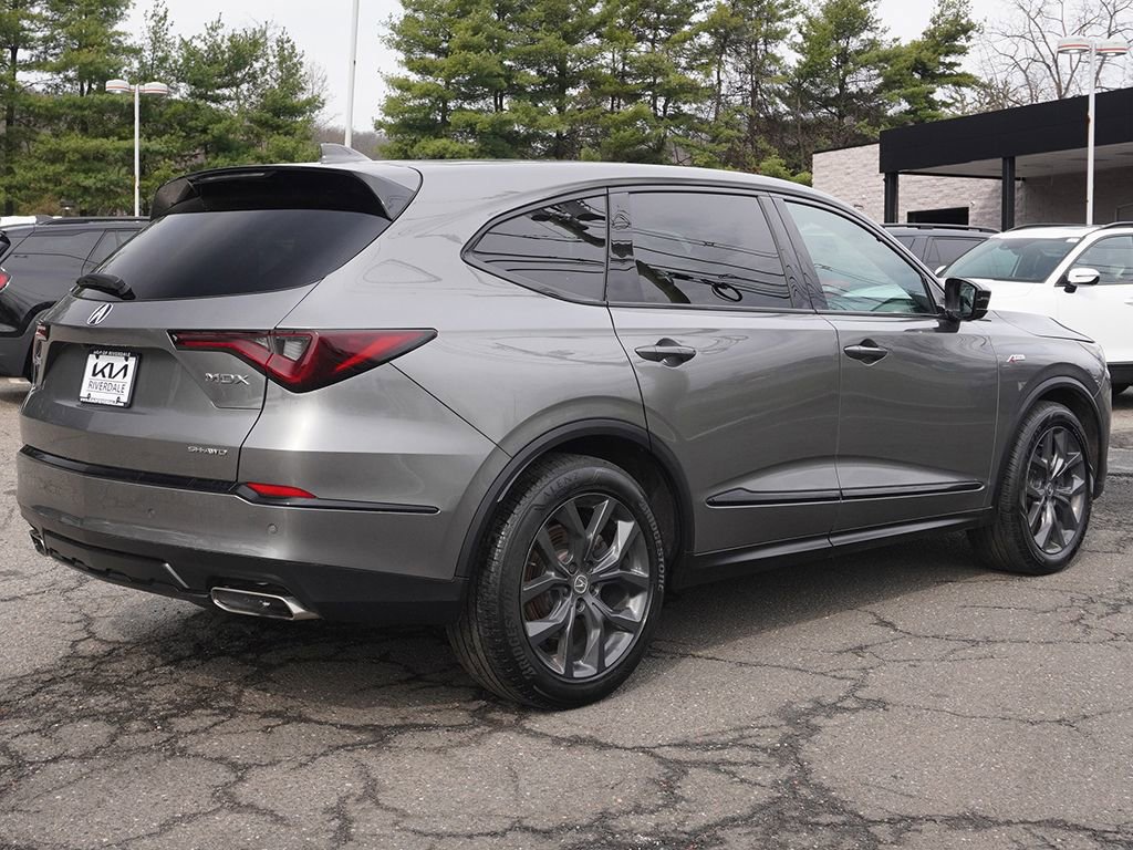 Used 2023 Acura MDX A-Spec image 12