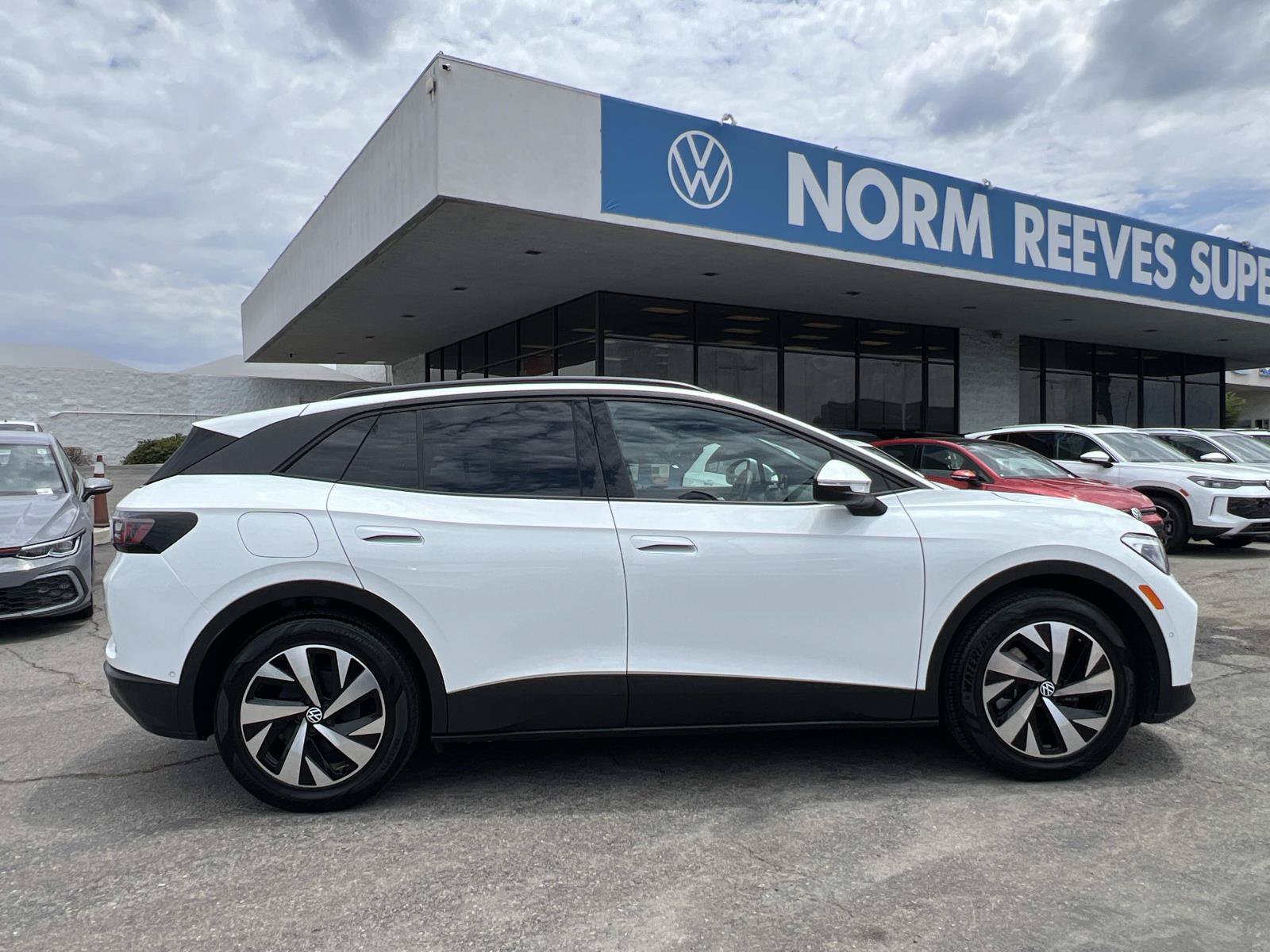 Certified 2023 Volkswagen ID.4 2WD image 26