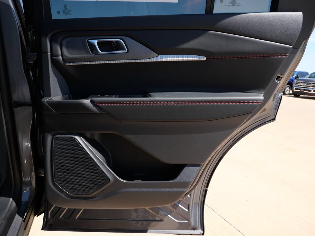 New 2026 Ford Explorer ST-Line AWD/4WD image 11