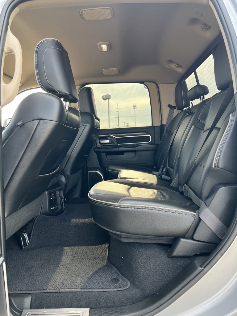 Used 2022 RAM 2500 Laramie w/ Body Color Bumper Group image 26