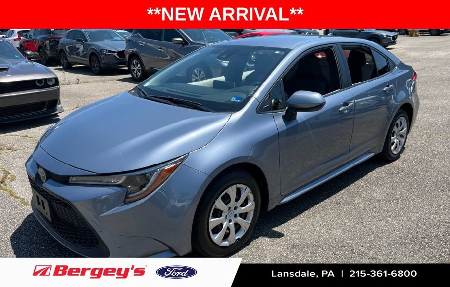 Used 2020 Toyota Corolla LE FWD image 1