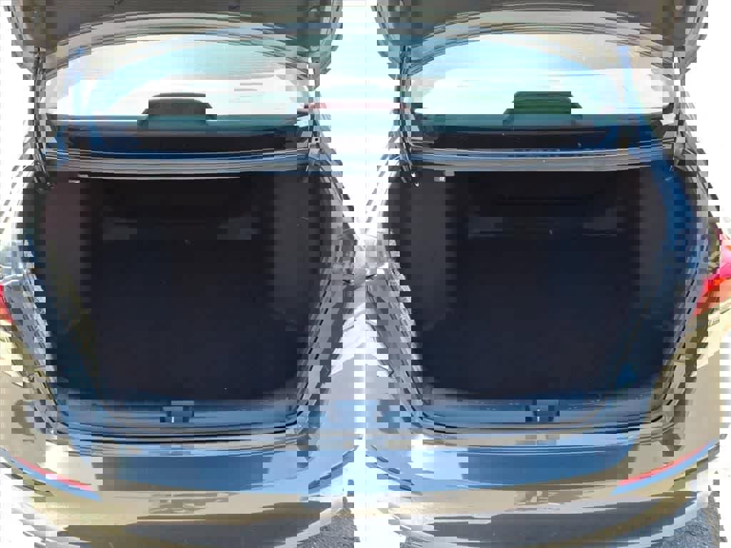 Used 2023 Honda Civic Sport image 6