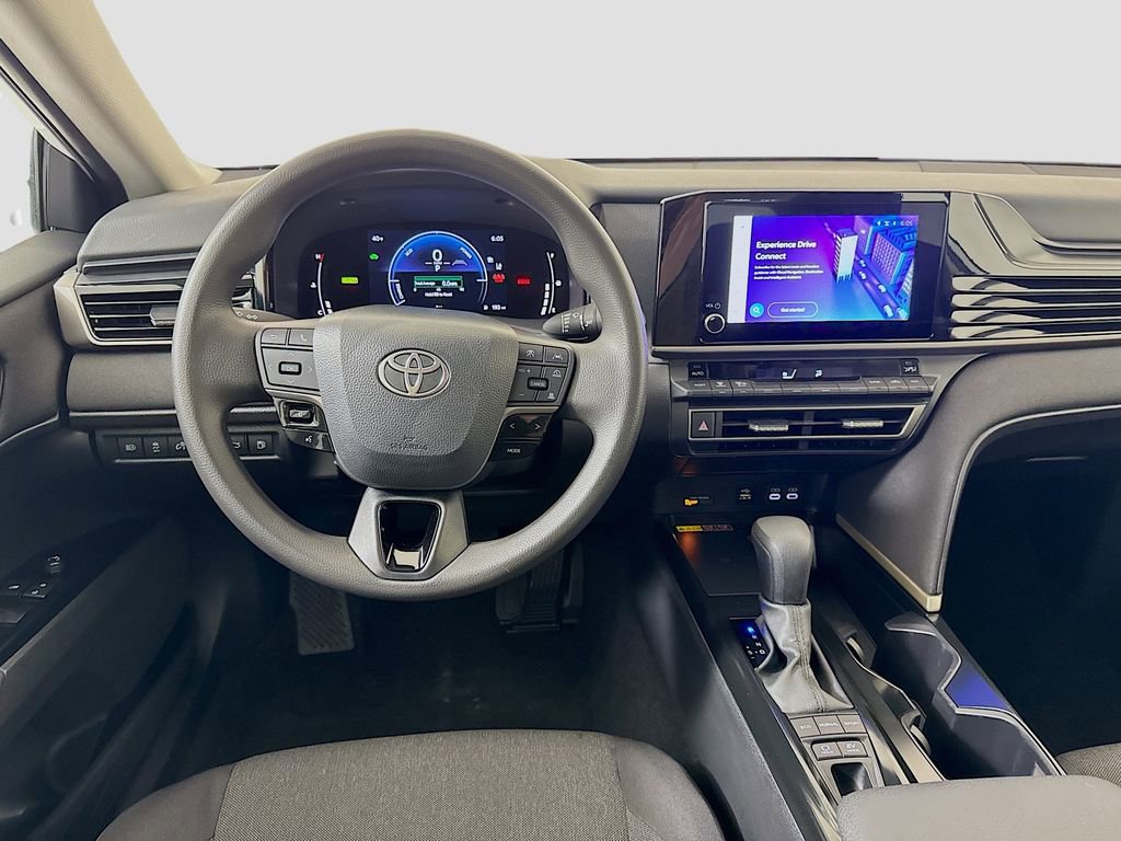 Used 2025 Toyota Camry LE image 20