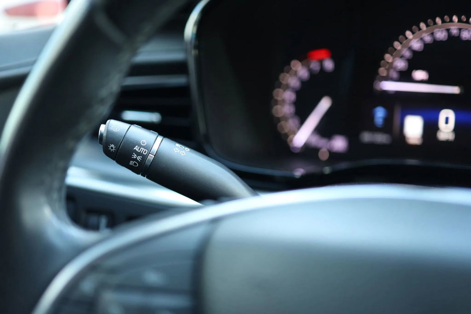 Used 2017 Cadillac XT5 Luxury w/ Driver Awareness Package AWD/4WD image 24