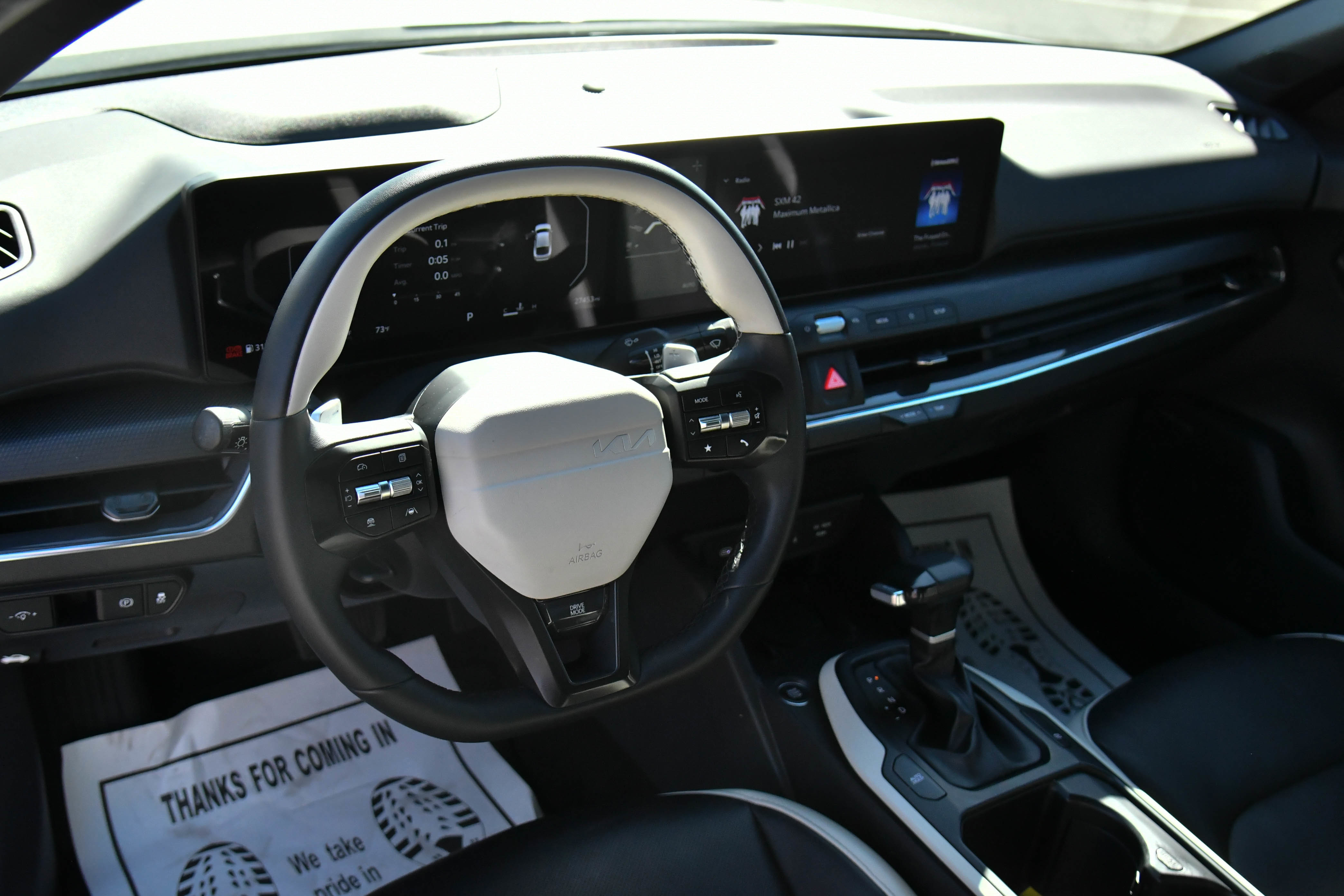 Used 2025 Kia K4 GT-Line w/ GT-Line Premium Package image 16