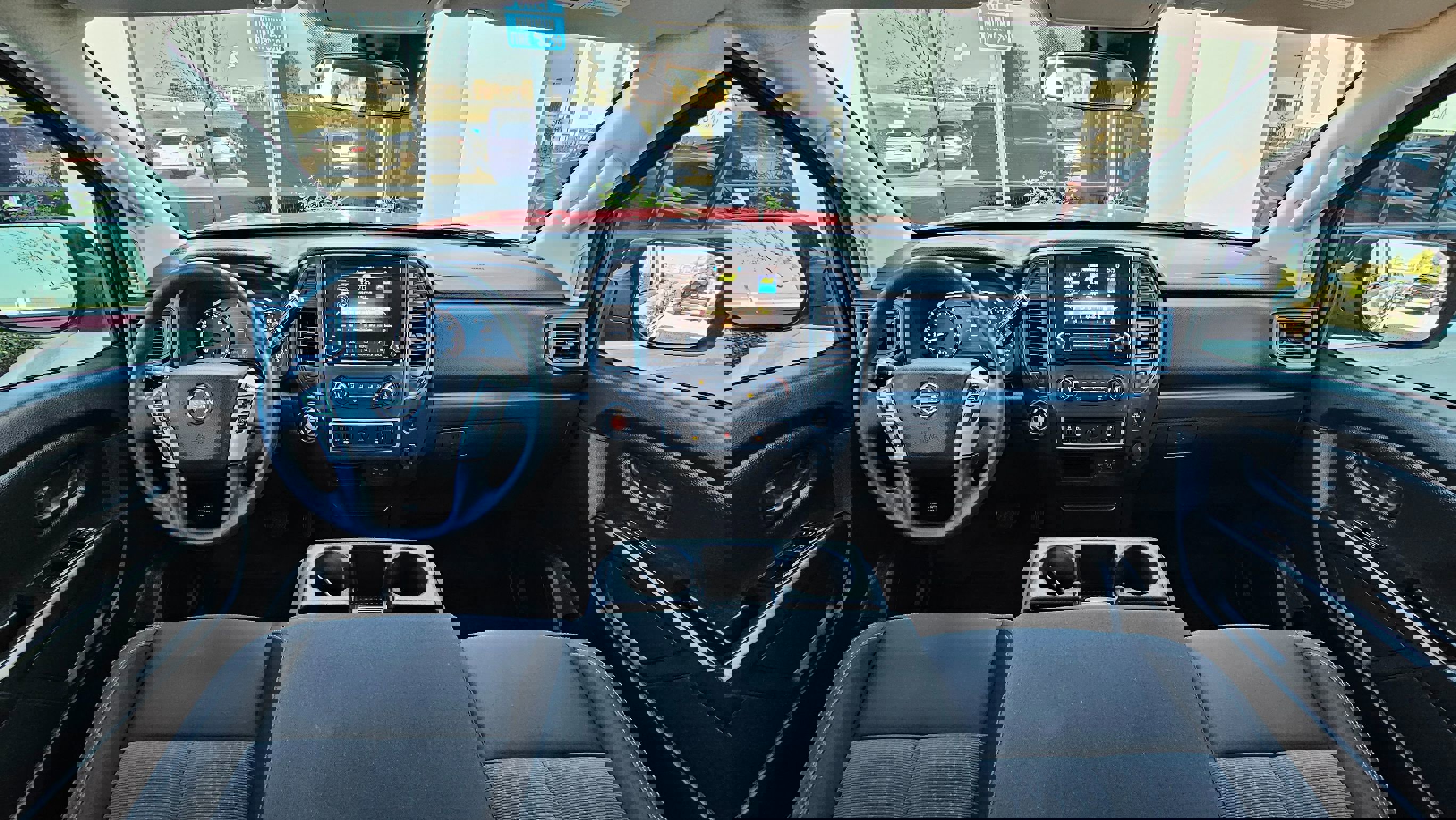 Used 2023 Nissan Titan S w/ S Utility Package image 20