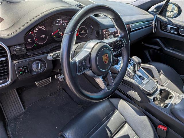 Used 2021 Porsche Cayenne GTS AWD/4WD image 3