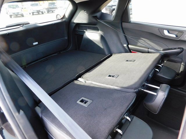 New 2026 Ford Escape Platinum w/ Premium Technology Package image 28