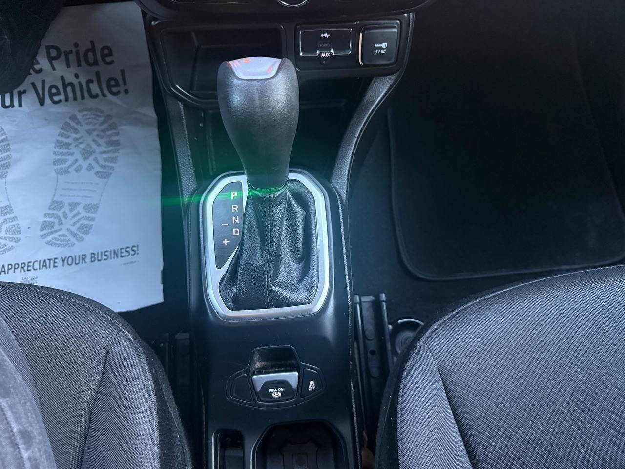 Used 2020 Jeep Renegade Latitude FWD image 20