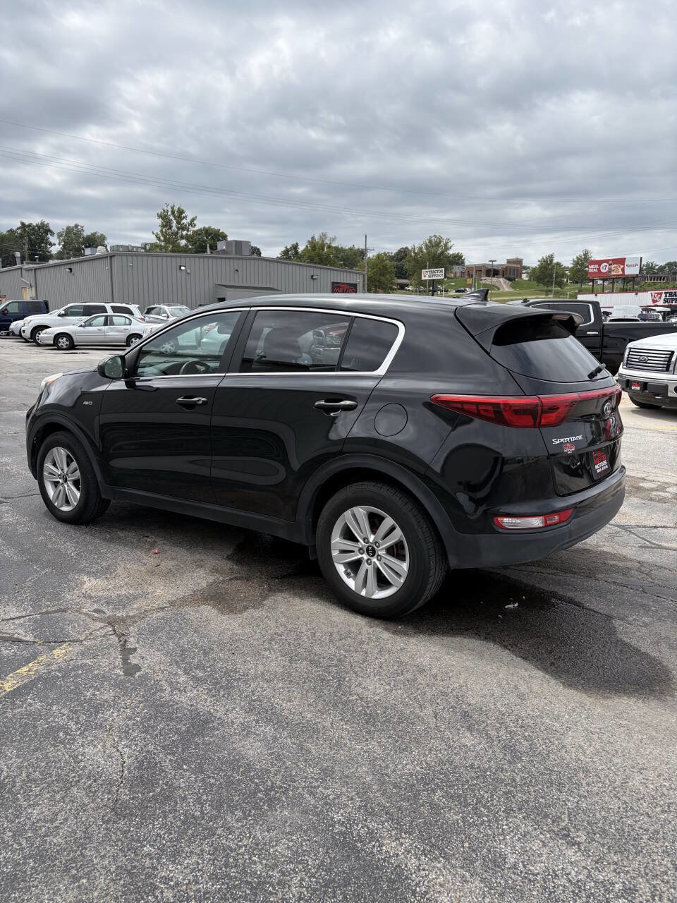 Used 2019 Kia Sportage LX image 5