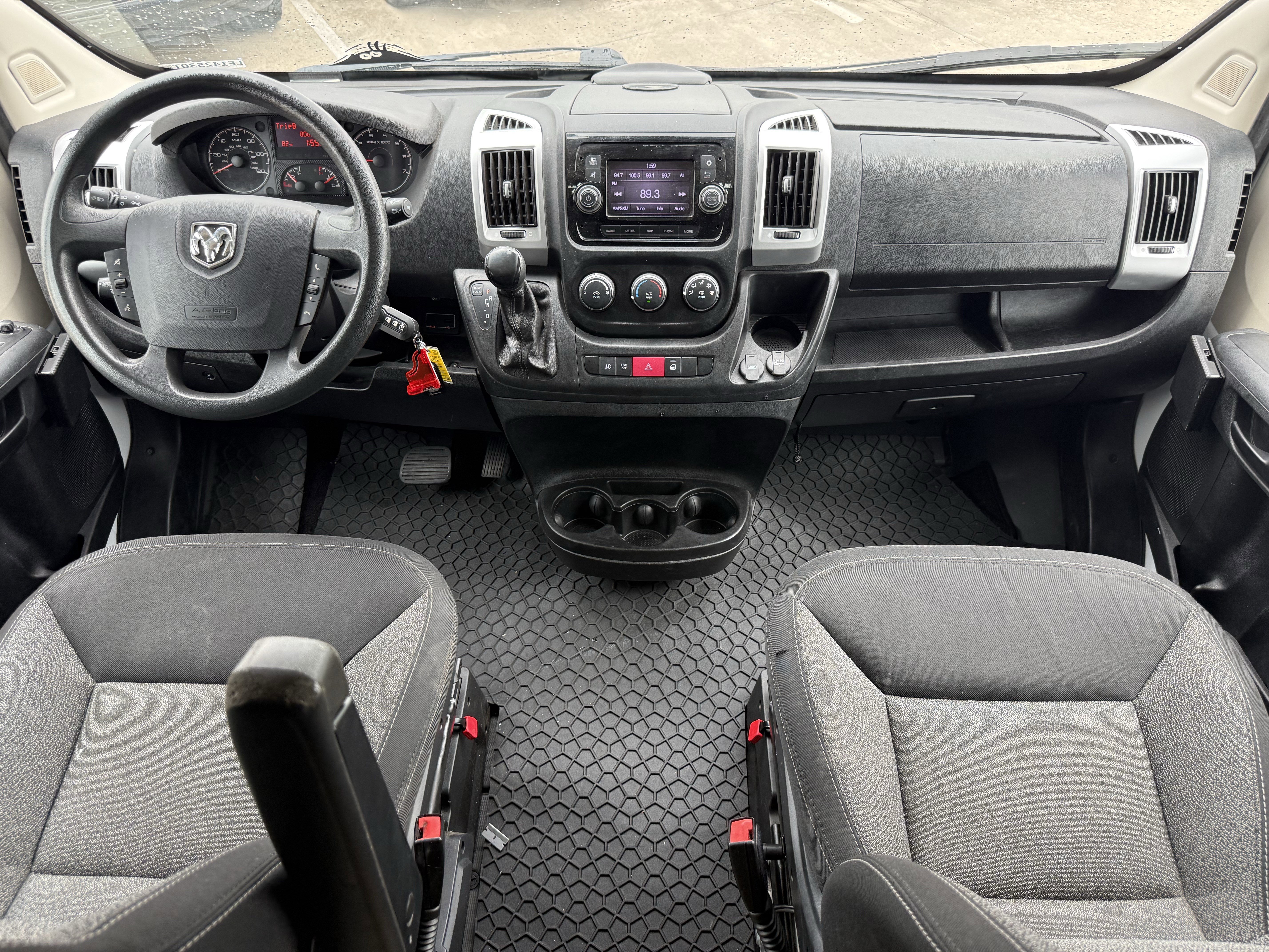 Used 2020 RAM ProMaster 1500 w/ Premium Appearance Group FWD image 13