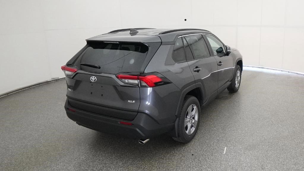 New 2025 Toyota RAV4 XLE image 19