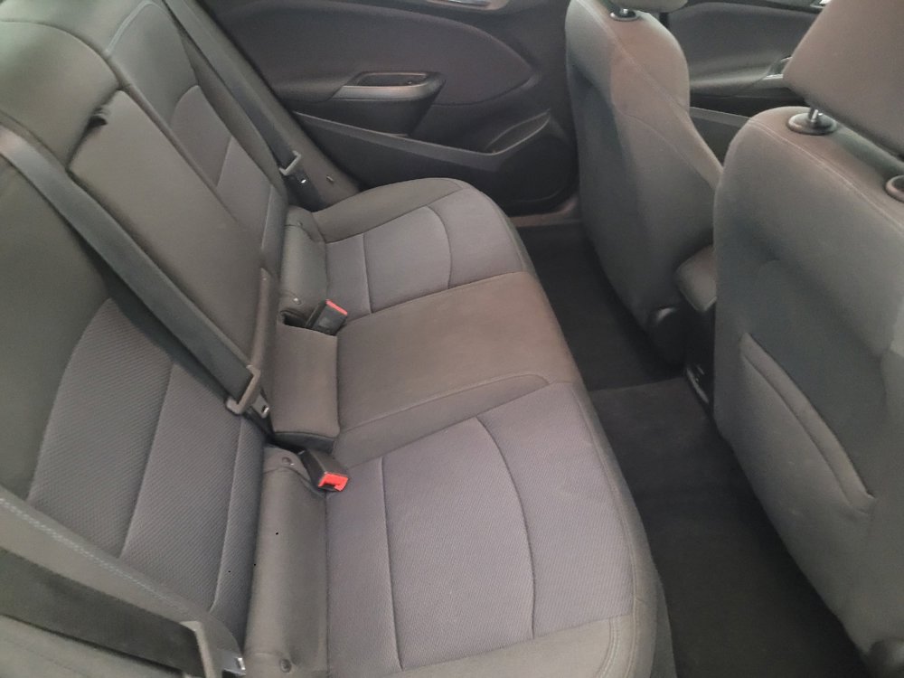 Used 2018 Chevrolet Cruze LT image 19
