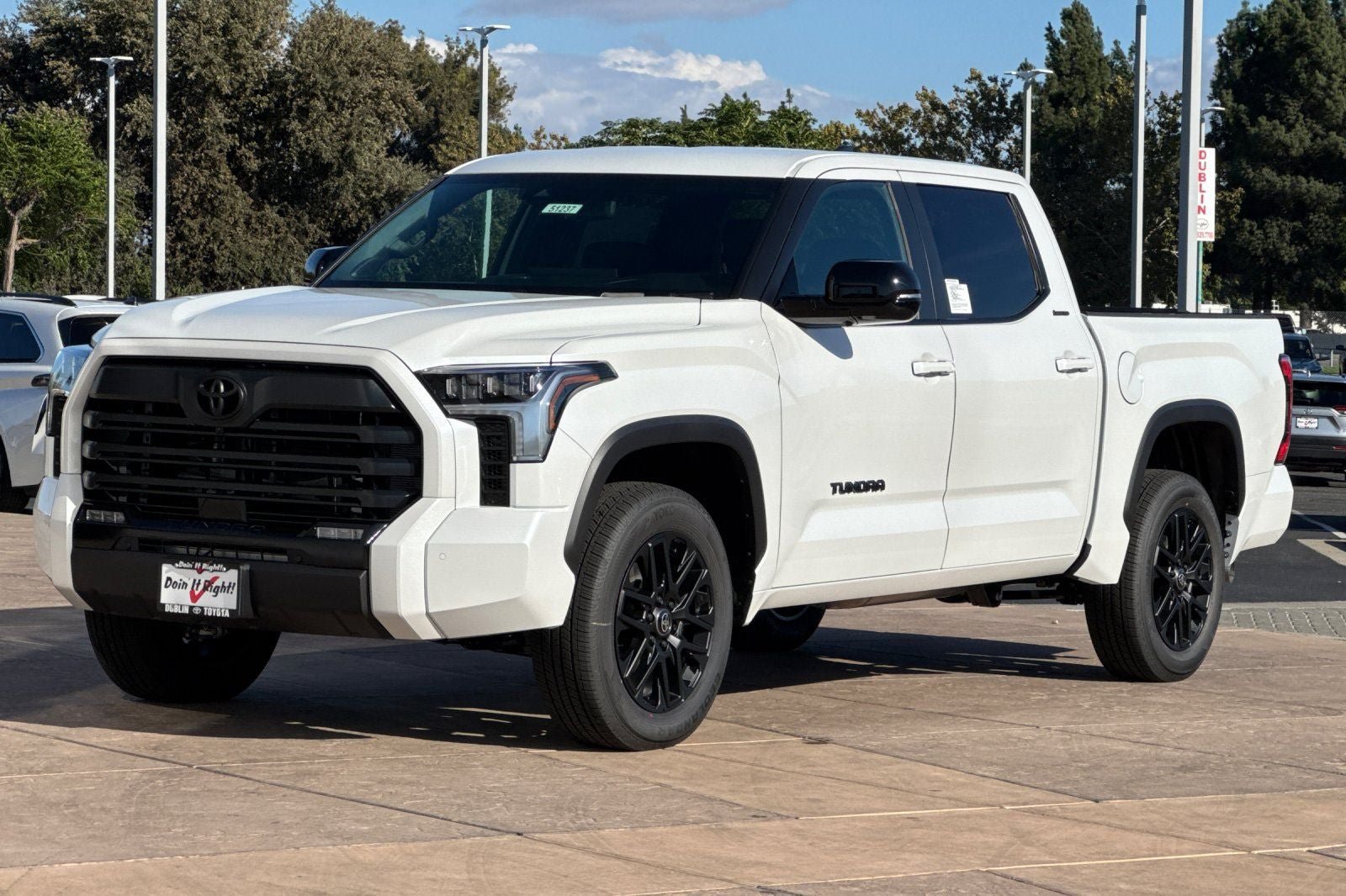 New 2026 Toyota Tundra Limited AWD/4WD image 8