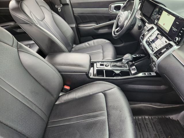 Used 2023 Kia Sorento SX AWD/4WD image 14