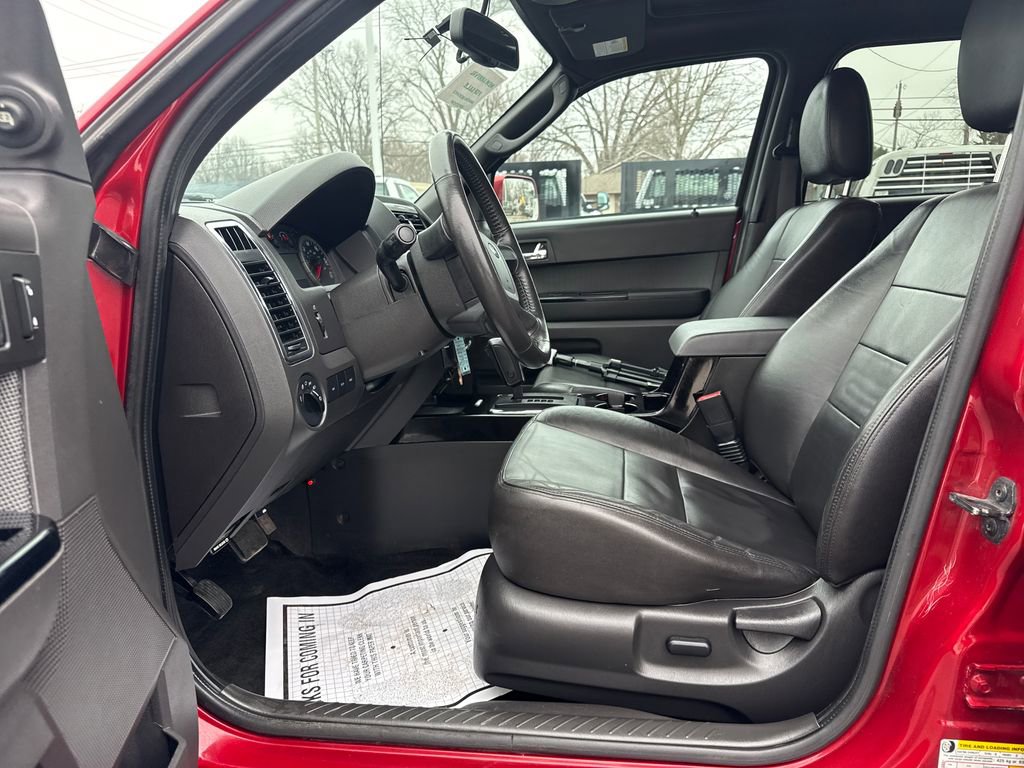 Used 2011 Ford Escape Limited w/ 302A Rapid Spec Order Code image 22