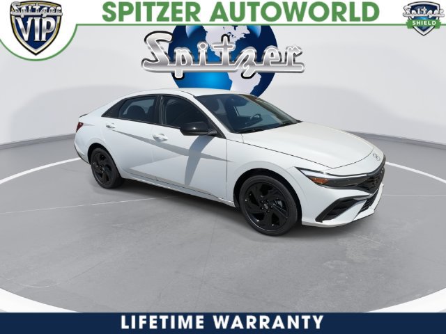 New 2026 Hyundai Elantra Sport FWD image 3