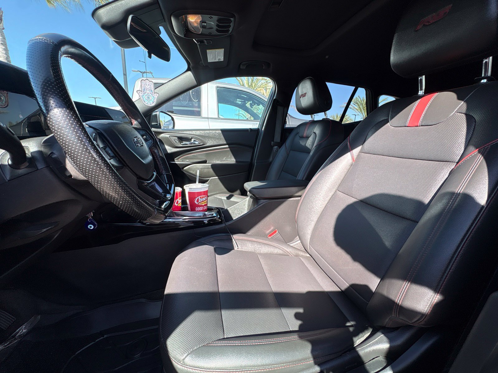Used 2024 Chevrolet Trax RS w/ Sunroof Package FWD image 8