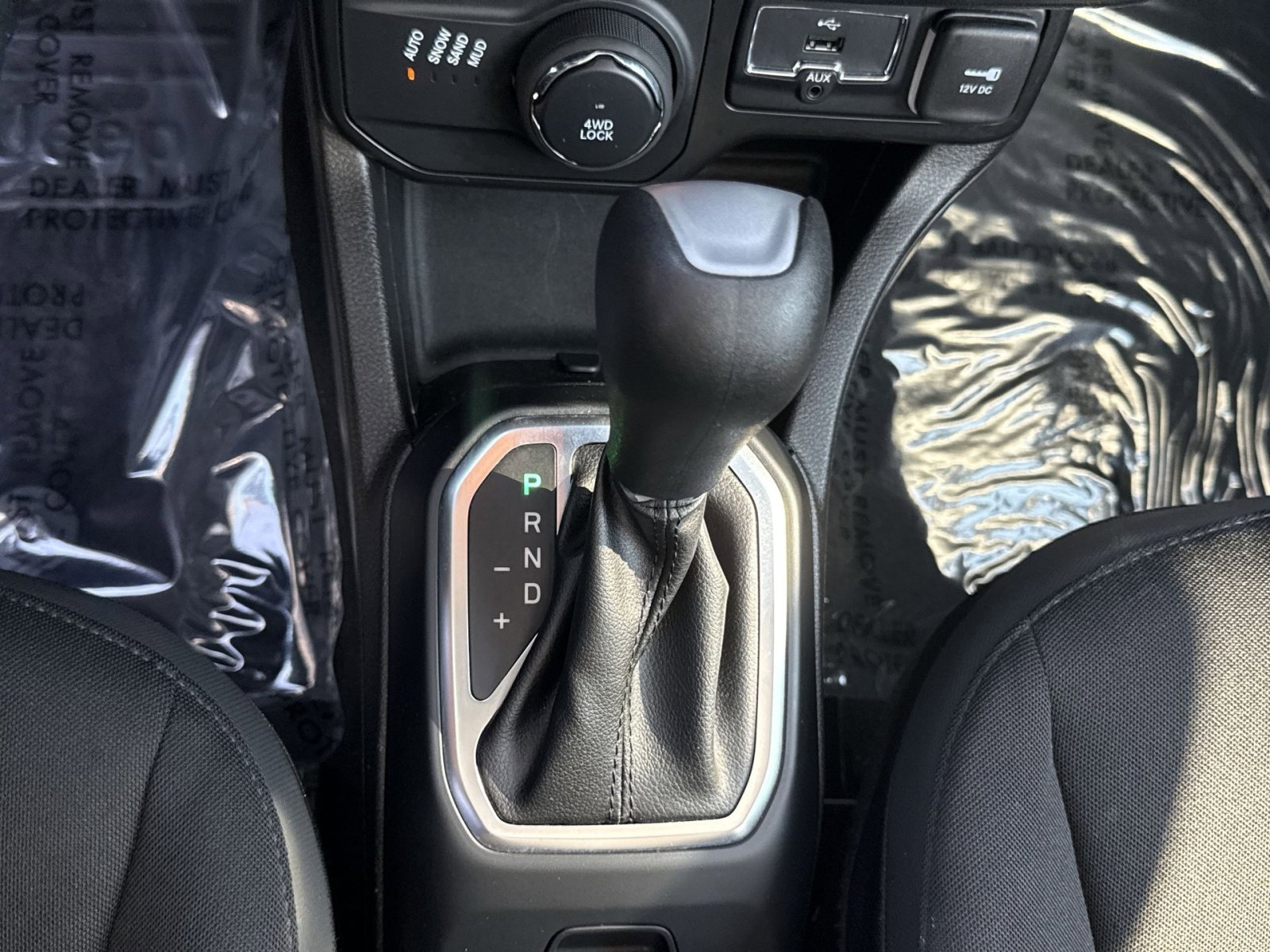 Used 2023 Jeep Renegade Latitude w/ Sun/Sound Group image 22