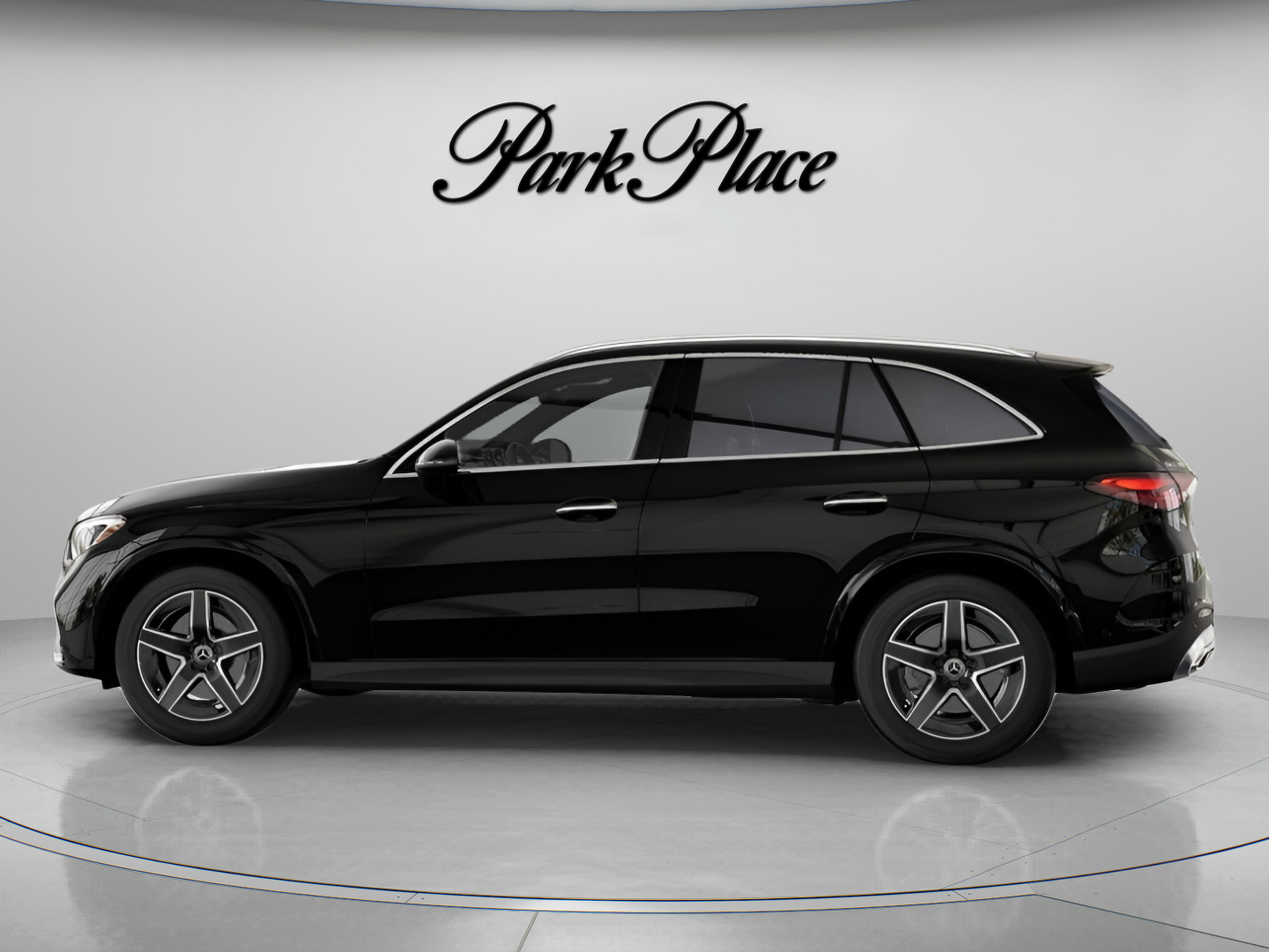 Certified 2026 Mercedes-Benz GLC 300 image 8