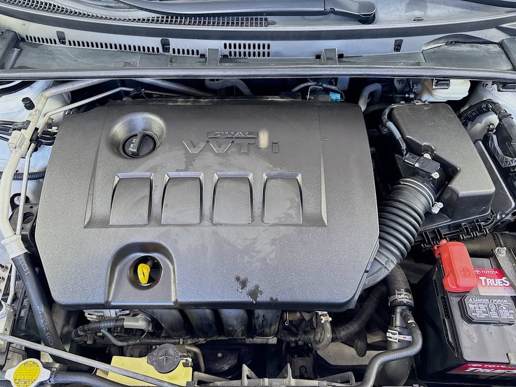 Used 2015 Toyota Corolla S FWD image 35