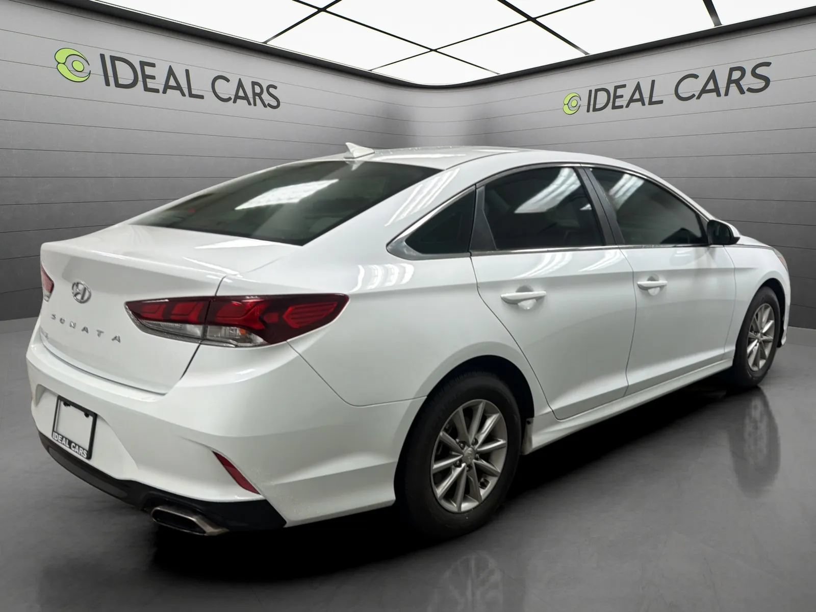 Used 2018 Hyundai Sonata SE w/ Cargo Package FWD image 5