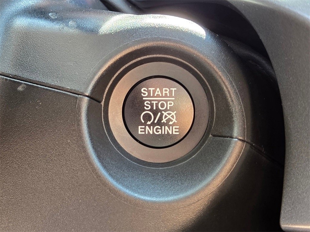 Used 2023 FIAT 500X Sport w/ Technology Group image 30